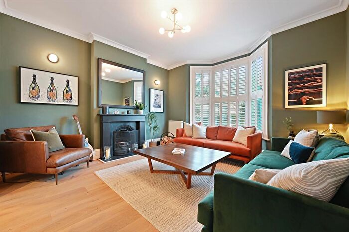4 Bedroom Terraced House For Sale In Godolphin Road, London, W12