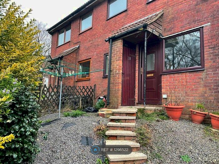 1 Bedroom Terraced House To Rent In Bronwydd, Swansea SA7