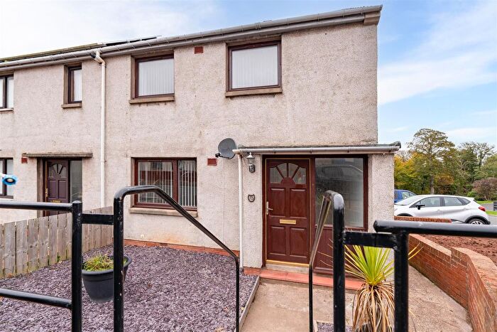 2 Bedroom Semi-detached House For Sale In Busscraig Place, Eyemouth, TD14
