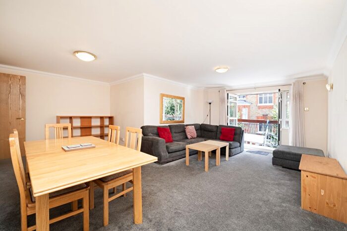 2 Bedroom Flat For Sale In Greycoat Street, London, SW1P