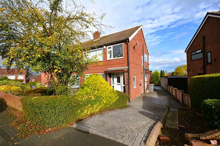 3 Bedroom Semi Detached House For Sale In Green Hill Gardens, Leeds, West Yorkshire, LS12