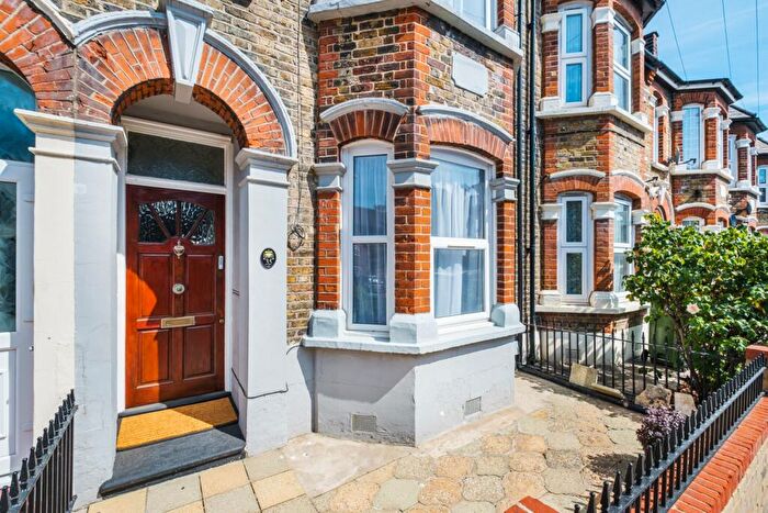 3 Bedroom Terraced House For Sale In Holland Road, London, E15