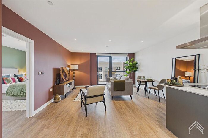 1 Bedroom Flat To Rent In Vanguard Way, Blackhorse Road London, E17