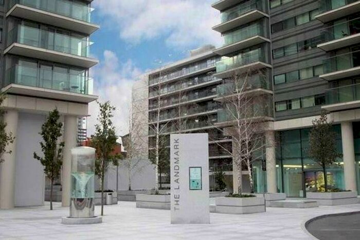 1 Bedroom Apartment To Rent In Landmark Building West Tower, Marsh Wall, Canary Wharf, South Quay, London, E14