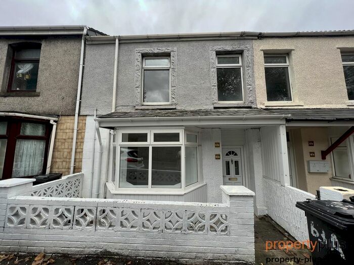 1 Bedroom Flat To Rent In Pant Yr Heol Britton Ferry -, Neath, SA11