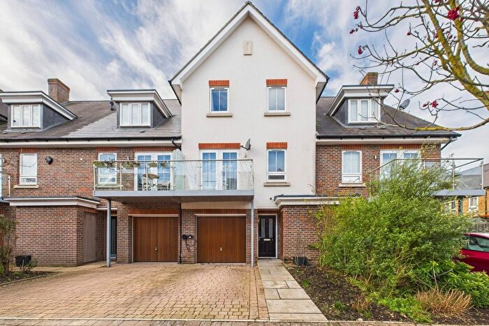 4 Bedroom Terraced House For Sale In Pintail Way, Maidenhead, Windsor And Maidenhead, SL6