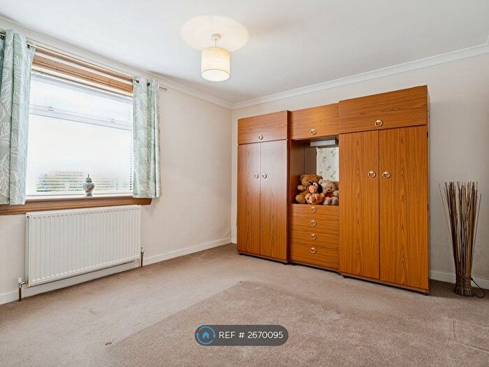 2 Bedroom Flat To Rent In Dean Road, Bo'ness, EH51