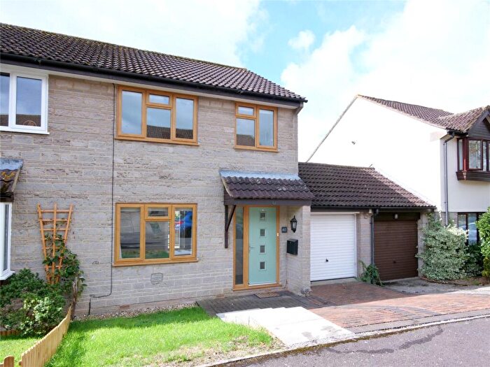 3 Bedroom Semi-Detached House For Sale In Three Bedroom, Semi-detached House - Easton, Wells, BA5