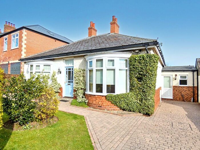 3 Bedroom Detached Bungalow For Sale In Gilling Road, Richmond, North Yorkshire, DL10