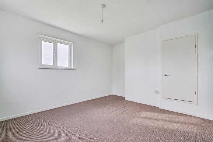 2 Bedroom Flat To Rent In Wingfield Road, Plymouth, PL3