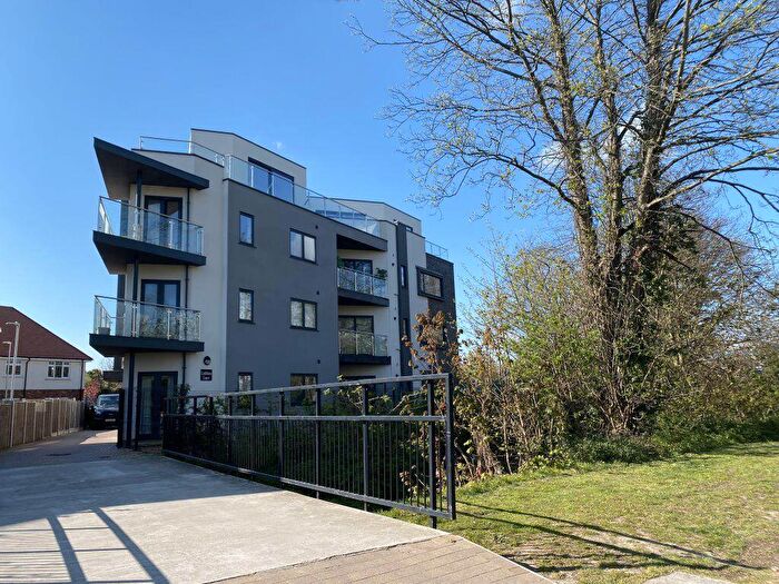 1 Bedroom Flat To Rent In Lindisfarne Court -Online Registration, SS9