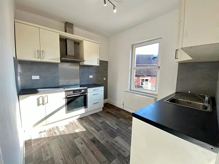 2 Bedroom Maisonette To Rent In South Street, Bourne, PE10