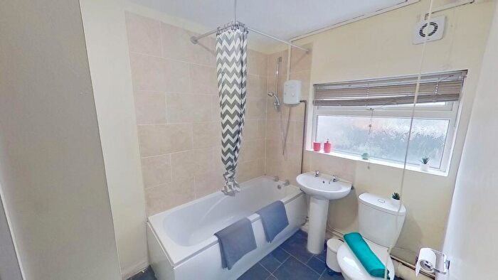 Property To Rent In Derby Grove, Nottingham, Nottinghamshire, NG7