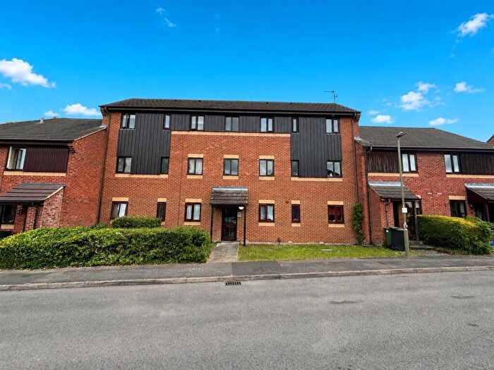 1 Bedroom Flat To Rent In Roebuck Court, Didcot, OX11