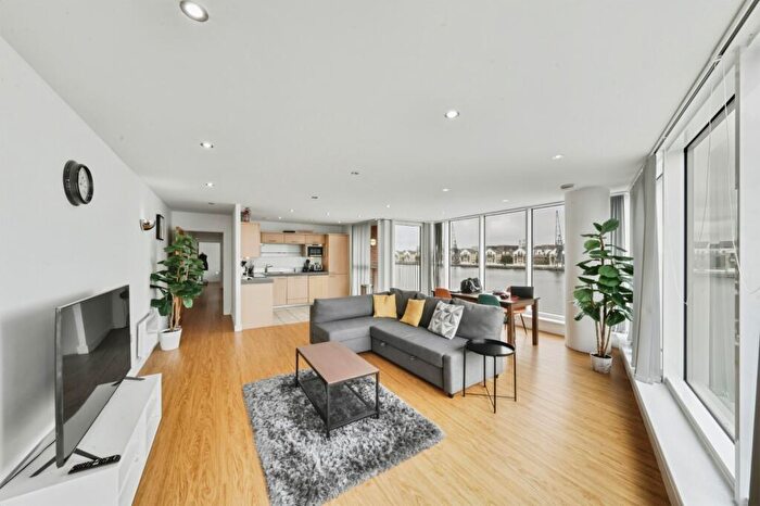 2 Bedroom Apartment To Rent In Coral Apartments, Royal Victoria Dock, Lonodn, E16