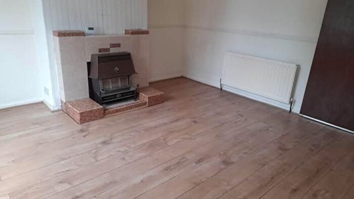 2 Bedroom Detached House To Rent In North Gate, West Yorkshire, WF8