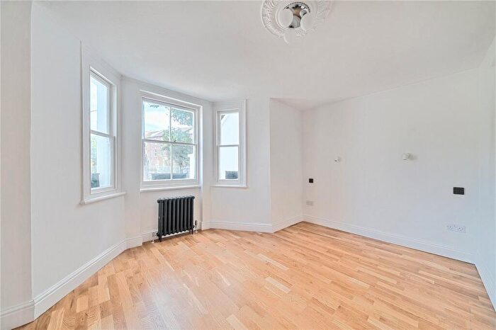 1 Bedroom Apartment For Sale In Devonshire Road, London, SE23