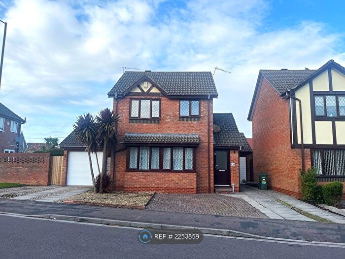 3 Bedroom Detached House To Rent In Brampton Way, Portishead, Bristol, BS20