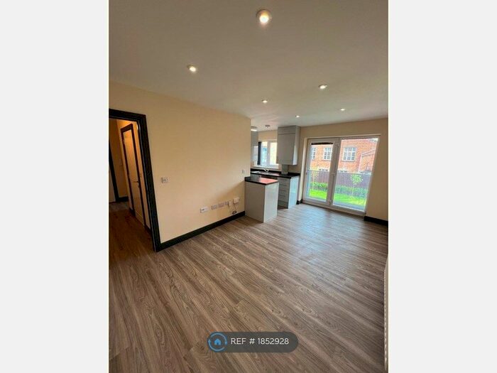 1 Bedroom Flat To Rent In Kane Block, Leicester, LE2