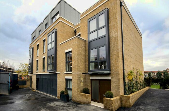 1 Bedroom Flat To Rent In Osborne House, Loxford Gardens, Highbury, London, N5