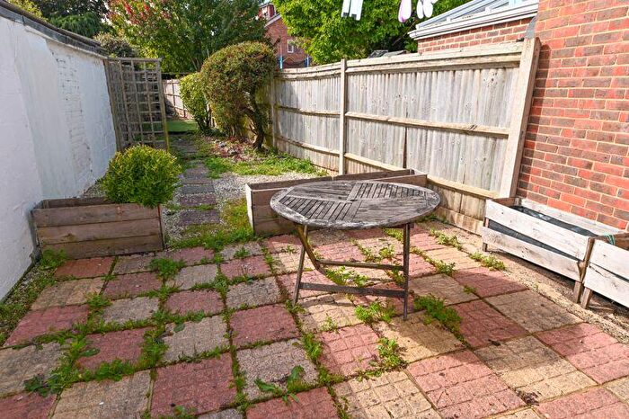 2 Bedroom Cottage For Sale In Whichers Gate Road, Rowlands Castle, PO9
