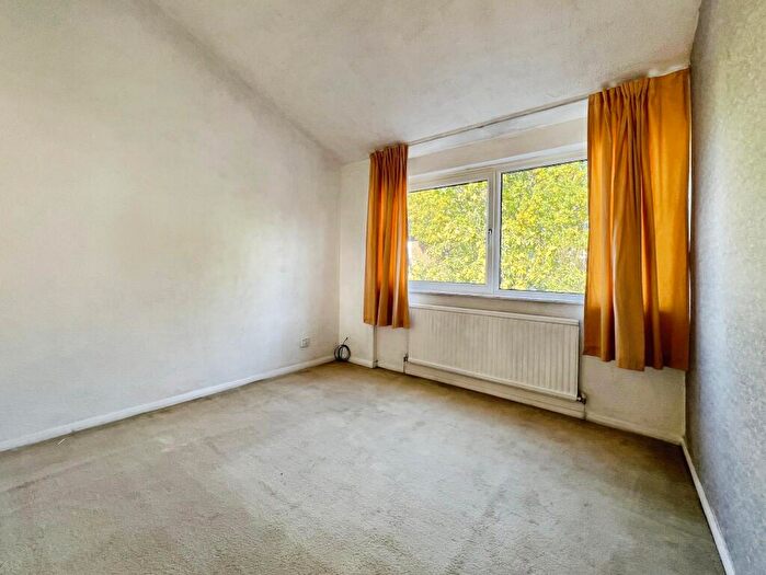 4 Bedroom House To Rent In Lingwood Close, Bassett, Southampton, SO16