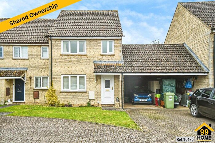 3 Bedroom End Of Terrace House For Sale In Perrinsfield, Lechlade, GL7