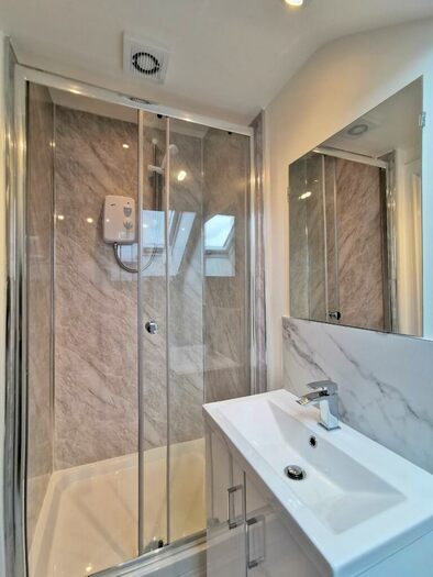 6 Bedroom House To Rent In Lower Road, Beeston, Nottingham, Nottinghamshire, NG9