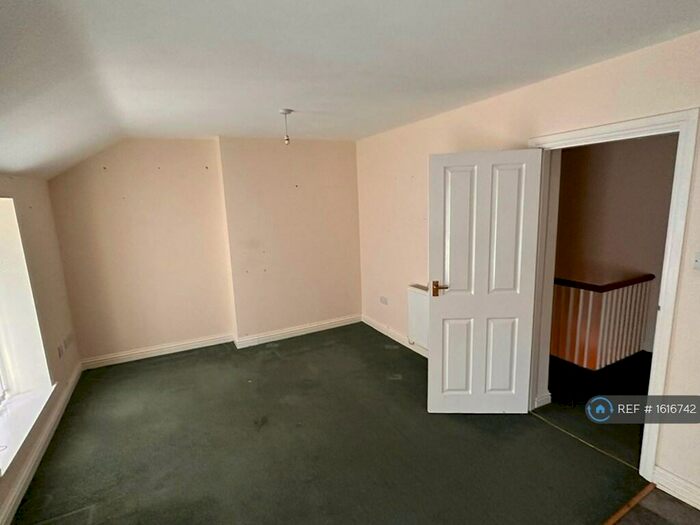 2 Bedroom Flat To Rent In Westgate Road, Bishop Auckland, DL14