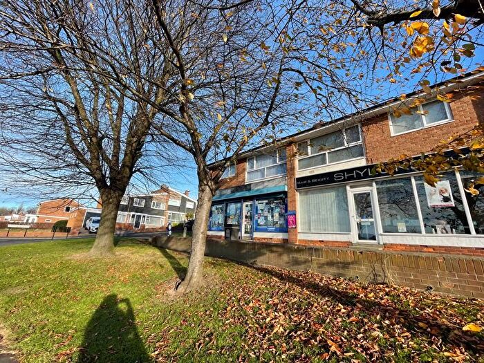 2 Bedroom Flat To Rent In Dartmouth Avenue, Low Fell, Gateshead, NE9