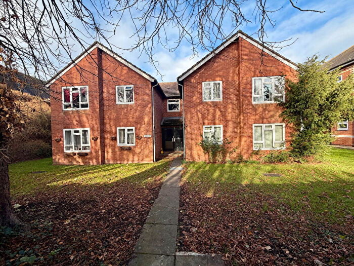1 Bedroom Flat To Rent In Craven Road, Newbury, RG14