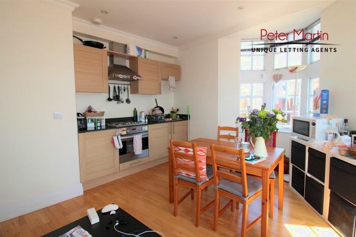 1 Bedroom Flat To Rent In Golders Green Crescent, Golders Green, NW11