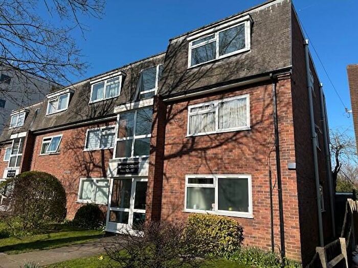 1 Bedroom Flat To Rent In Pembroke Road, Ruislip, Middlesex, HA4