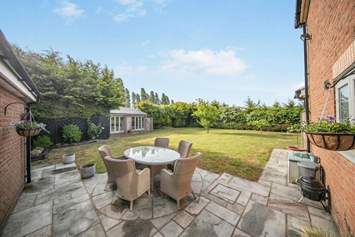 6 Bedroom Detached House For Sale In Old London Road, Copdock, Ipswich, IP8