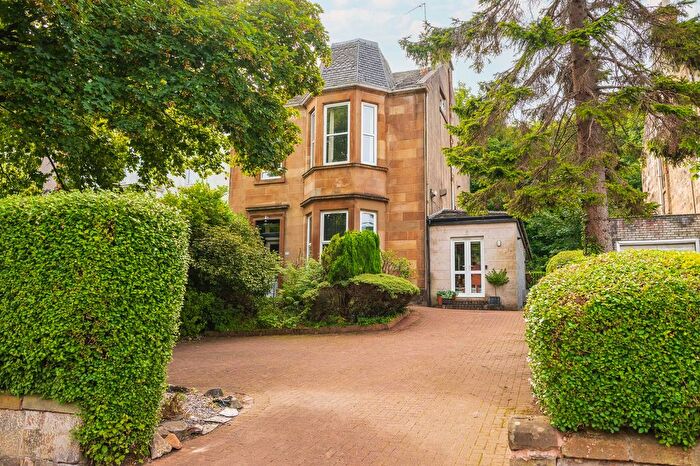 2 Bedroom Flat For Sale In Tantallon Road, Shawlands, G41