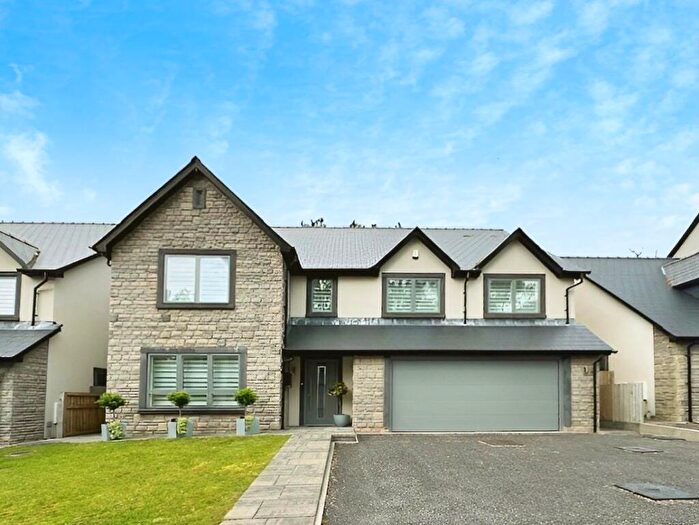 5 Bedroom Detached House For Sale In The Paddock, Caerphilly, CF83