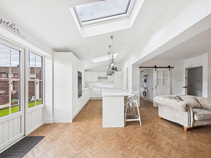 3 Bedroom Semi-Detached House For Sale In Lloyd Street, Haydock, WA11