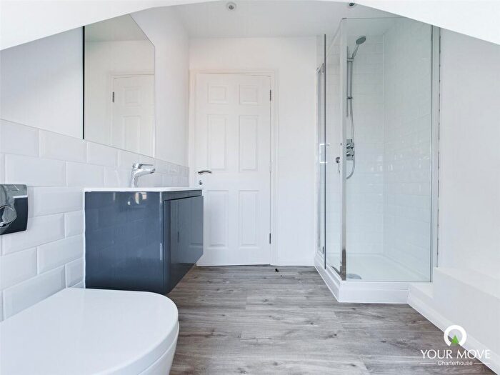 2 Bedroom Apartment To Rent In High Street, Broadstairs, Kent, CT10