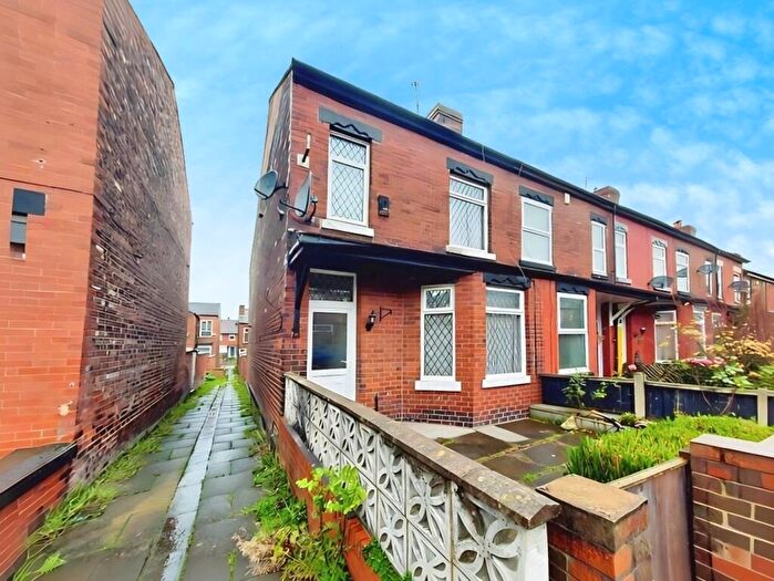 3 Bedroom End Of Terrace House For Sale In Graham Road, Salford, M6