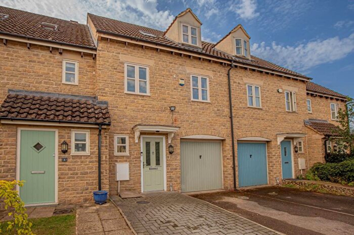 4 Bedroom Terraced House For Sale In Jubilee Gardens, Malmesbury, SN16