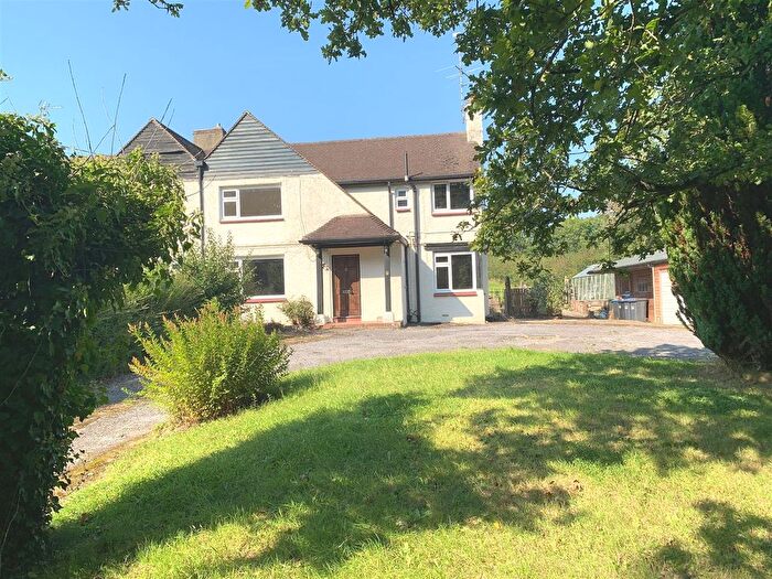 3 Bedroom Property To Rent In Nash Lane, Scaynes Hill, Haywards Heath, RH17