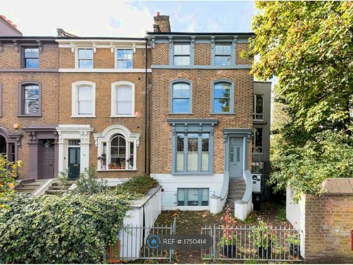 2 Bedroom Flat To Rent In Greenwood Rd, London, E8