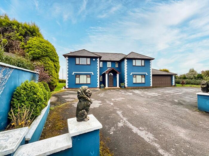 4 Bedroom Detached House For Sale In Trehill Lodge, St. Nicholas -, CF5