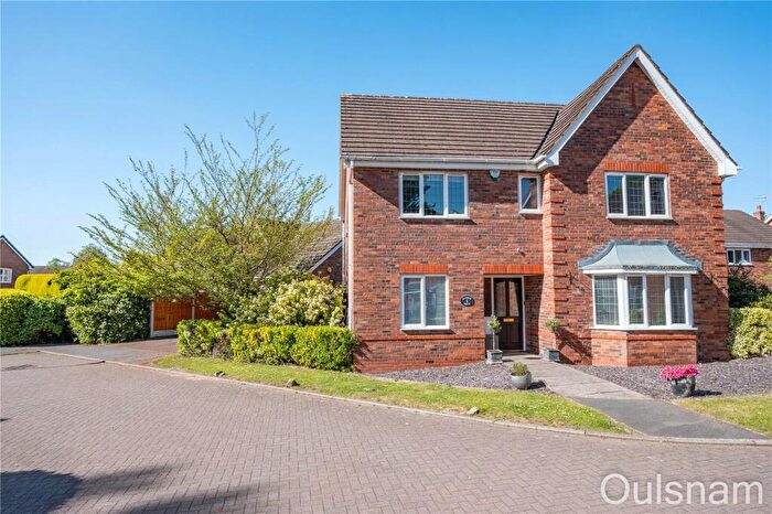 4 Bedroom Detached House For Sale In Blossom Drive, Bromsgrove, Worcestershire, B61