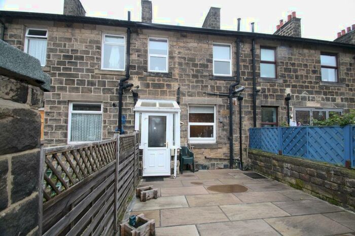 2 Bedroom Terraced House To Rent In Lawn Avenue, Burley In Wharfedale, LS29