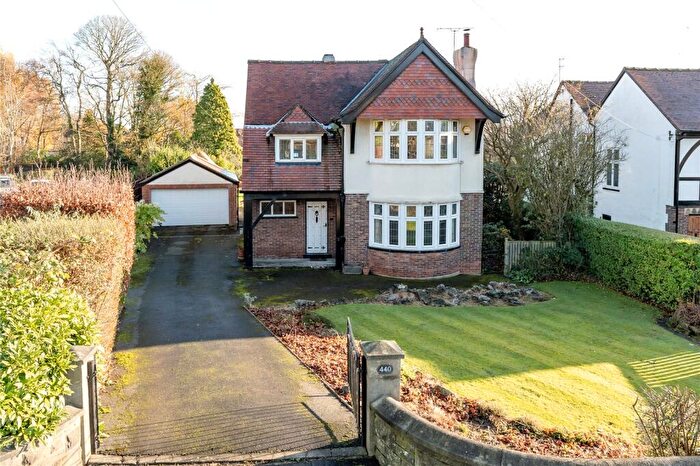 4 Bedroom Detached House For Sale In Otley Road, Leeds, West Yorkshire, LS16