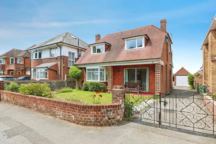 3 Bedroom Bungalow For Sale In Talbot Drive, Talbot Heath, Poole, Dorset, BH12