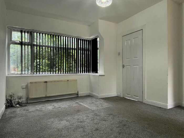 2 Bedroom Semi-Detached House To Rent In Long Street, Manchester, M18