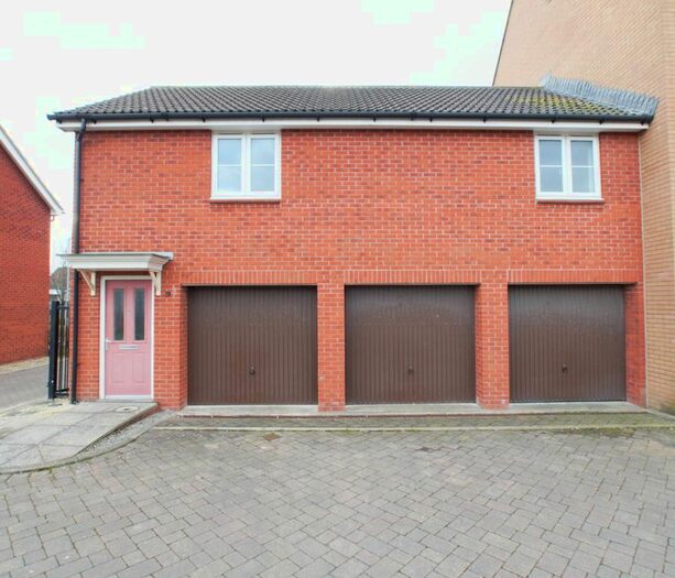 2 Bedroom Flat To Rent In Inkerman Close, Horfield, Bristol, BS7