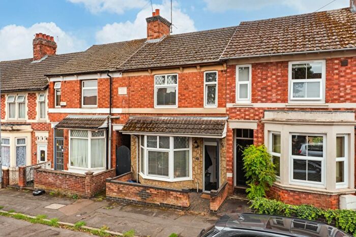 3 Bedroom Property For Sale In St. Peters Avenue, Kettering, NN16